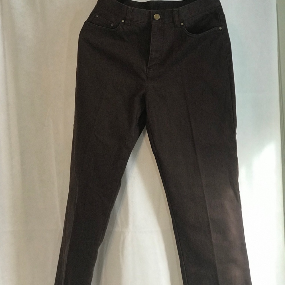 Jones NY Signature jeans size 4.
